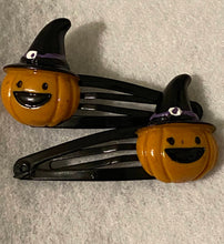 Load image into Gallery viewer, Halloween Charm Snap Hair Clips- Ghosts and Pumpkins
