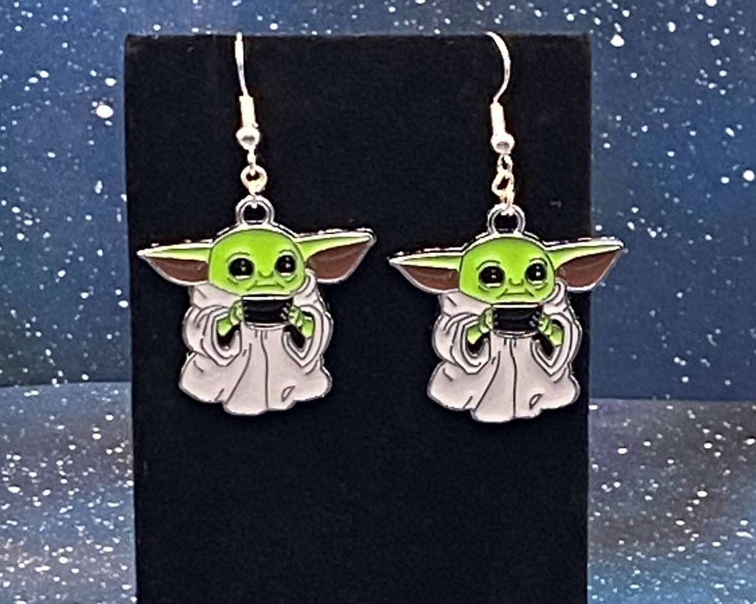 Famous Child- Star Wars Enamel Charm Dangle Earrings